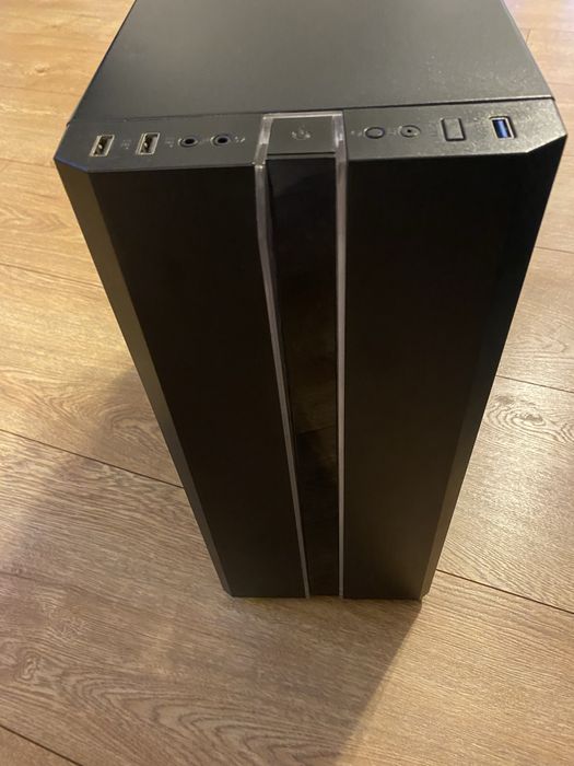 Komputer stacjonarny