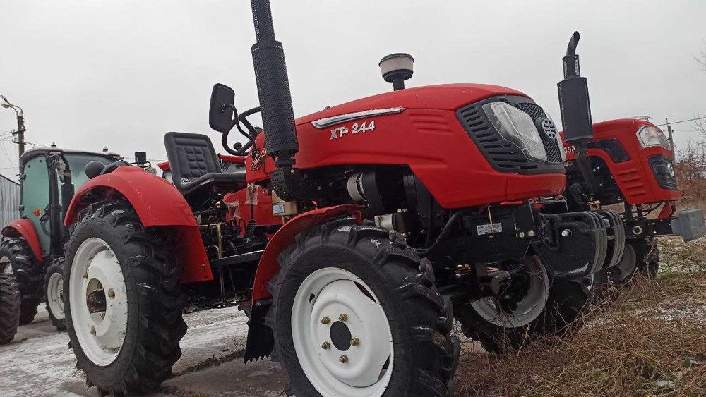 Трактор Сінтай Xingtai 244 на 24 к.с Двигун КМ385.