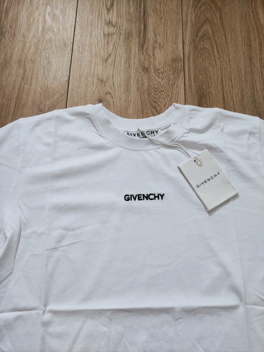 Givenchy super T-shirt męski rozmiar M