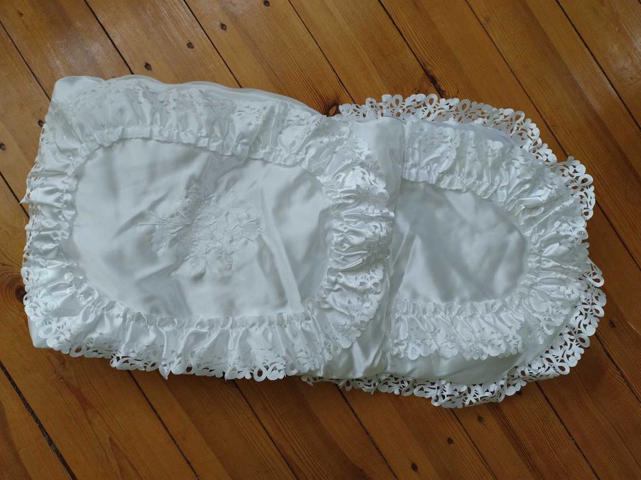 Becik do chrztu biały