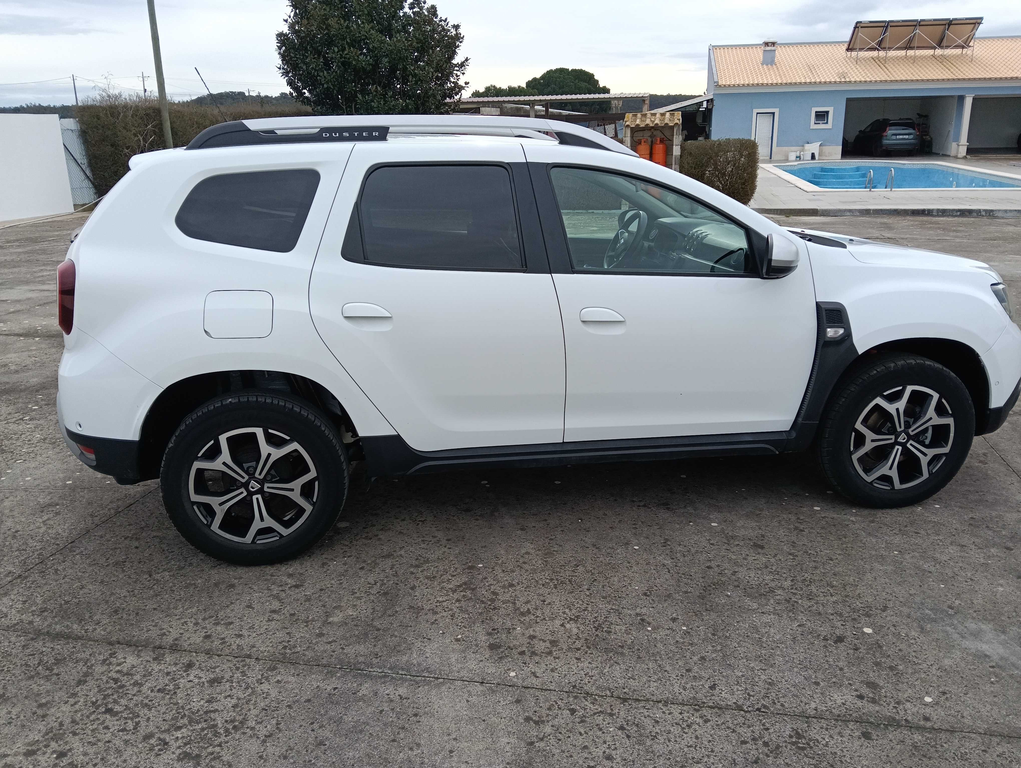 Dacia Duster , versão Prestigie Blue DCI 115,  4X2