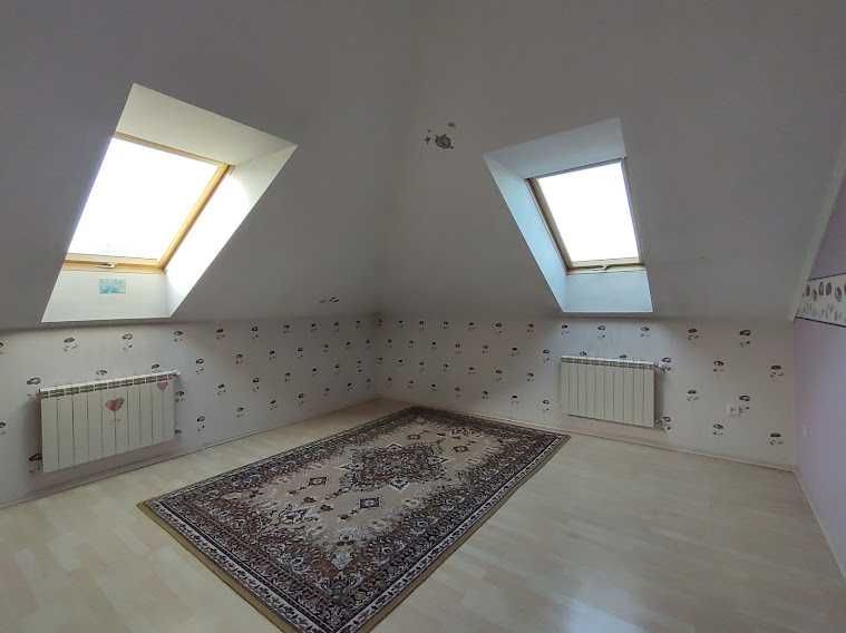 Продаж 2 поверхового будинку в покровському районі