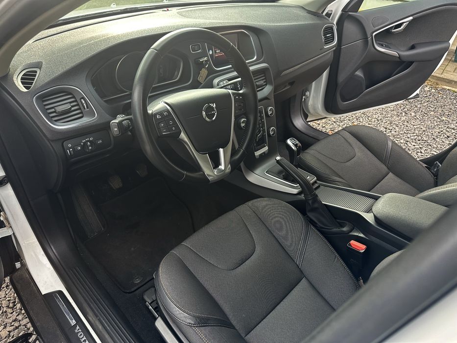 Volvo V40 CC Cross Country Jak nowy !