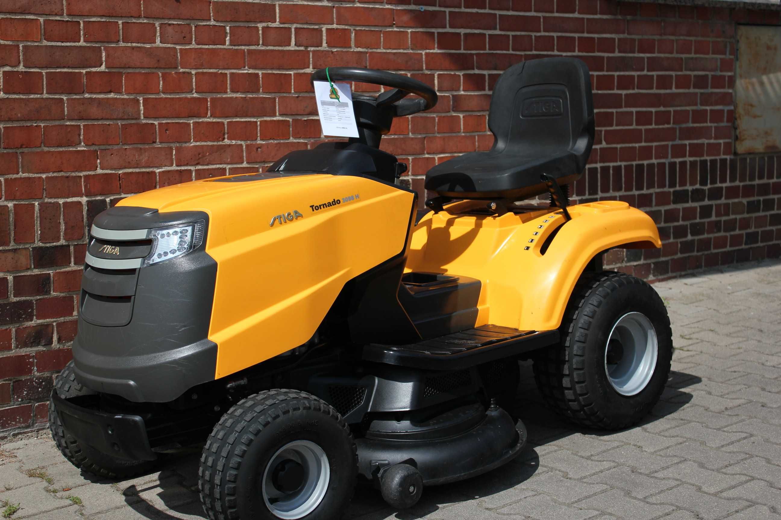 Stiga  3098 H Tornado TRAKTOREK Kosiarka Brigss & Stratton