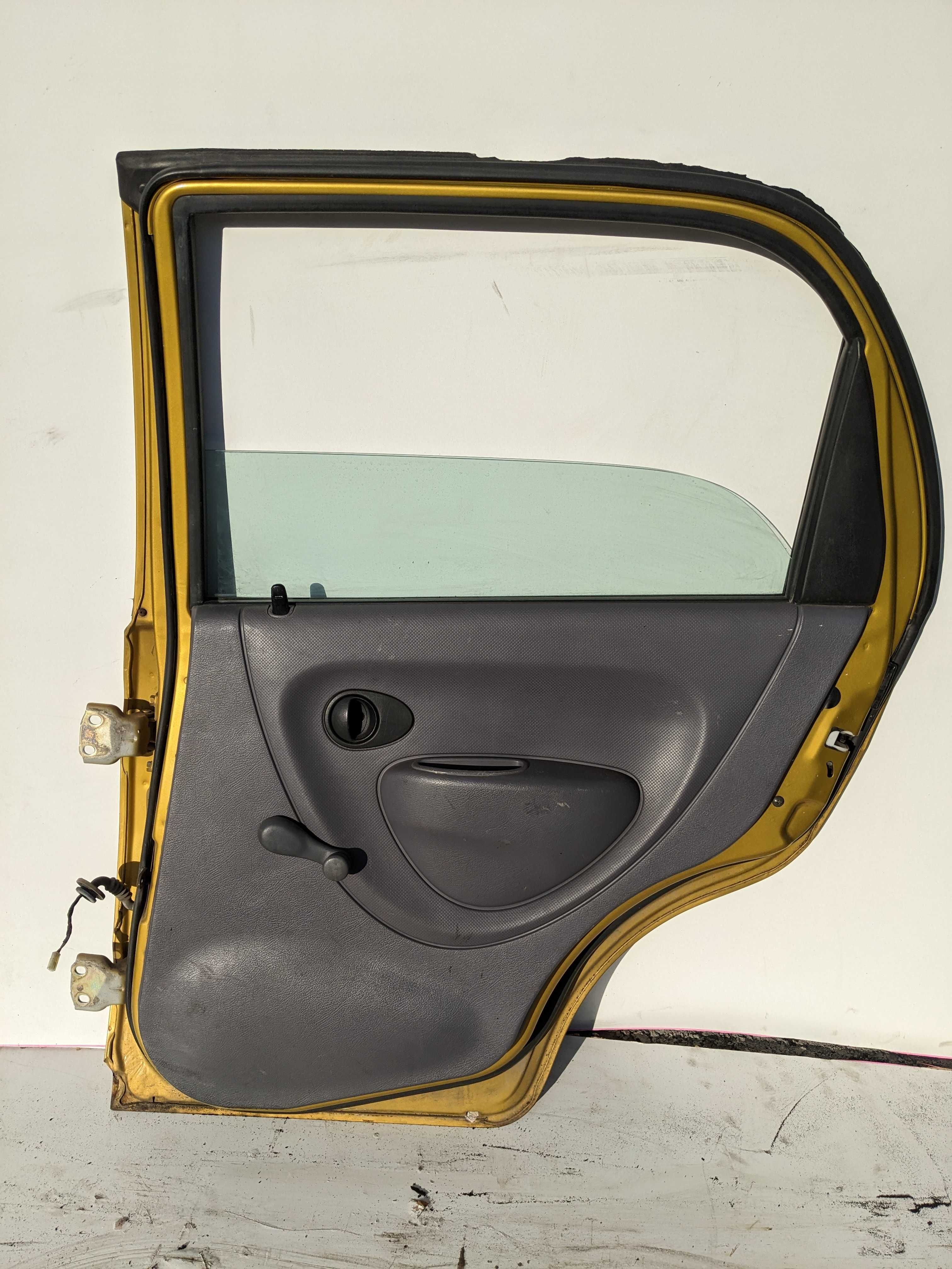 Daewoo Matiz Drzwi Prawe Tylne Prawy Tył PT Złote