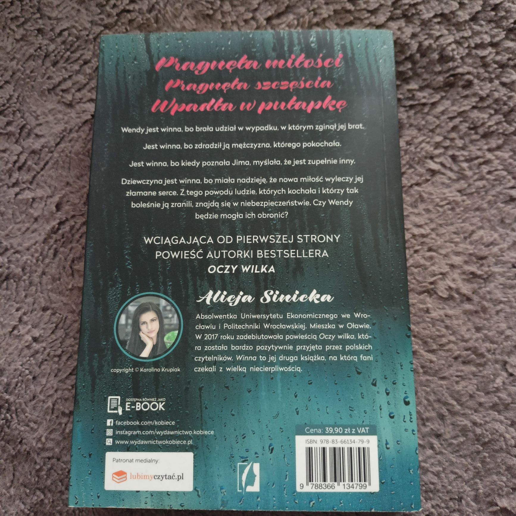 Książka "Winna" Alicja Sinicka