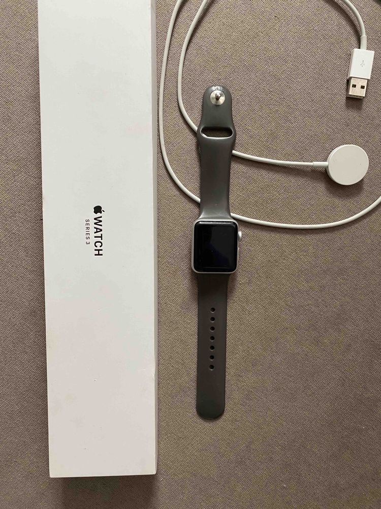 Apple Watch series 3.38