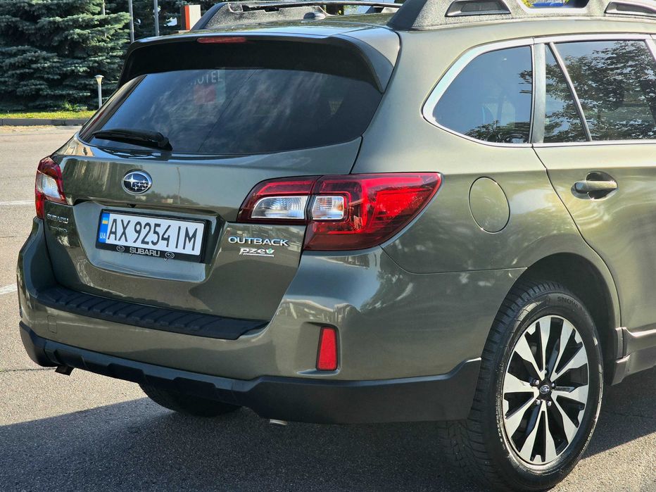 Subaru Outback 2014г.в. 2.5 газ-бебнзин, полный привод