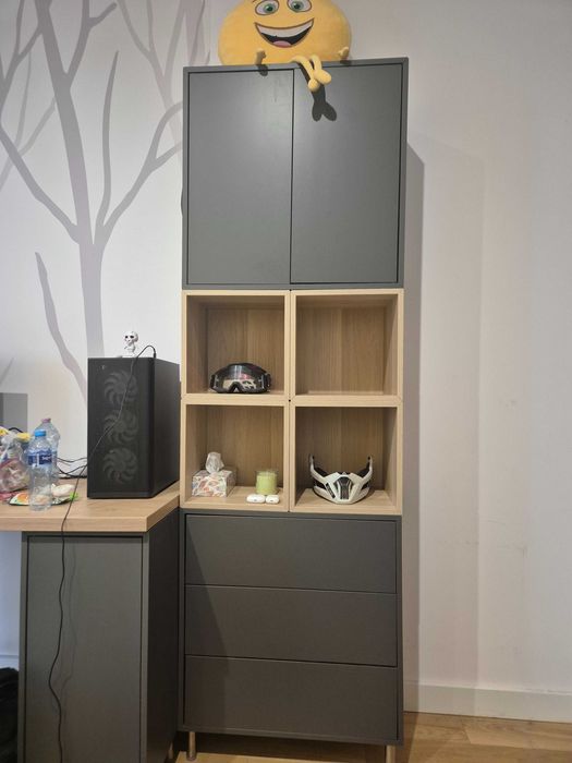 Regał EKET Ikea - szafka z 3 szufladami, z 2 drzwiami, 4 małe szafki