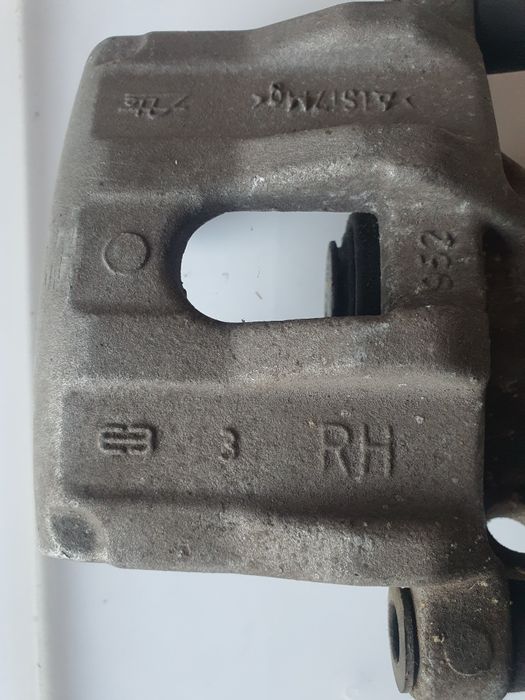 Volvo v50 s40 c70 c30 zacisk tył