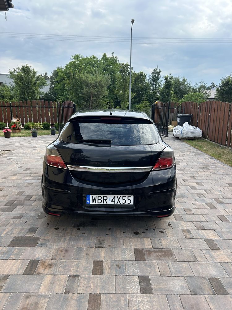 Opel Astra H 1.6 benz.+gaz (OPC Line)