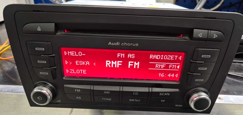 Radio Audi Chorus  z kodem