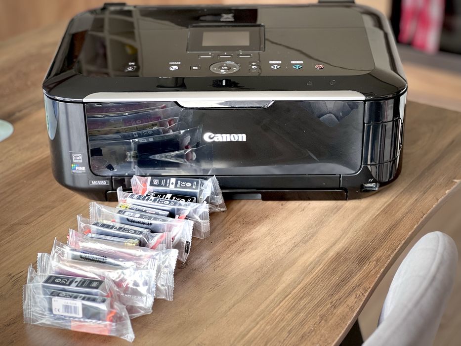 Drukarka Canon MG5350 + ponad 20 zamienikow oryginalnych kadridży