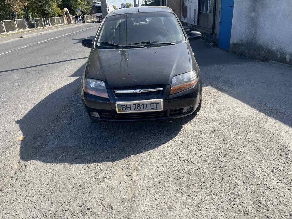 Shevrolet Aveo 2005 год механика 1.5 бензин на полном ходу торг лс