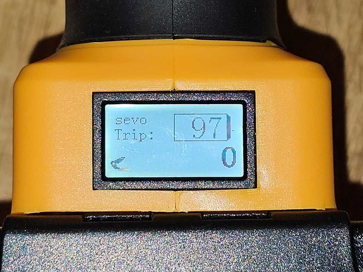 Sekator elektryczny akumulatorowy Swansoft PRU-45 2x 4Ah + ostrza