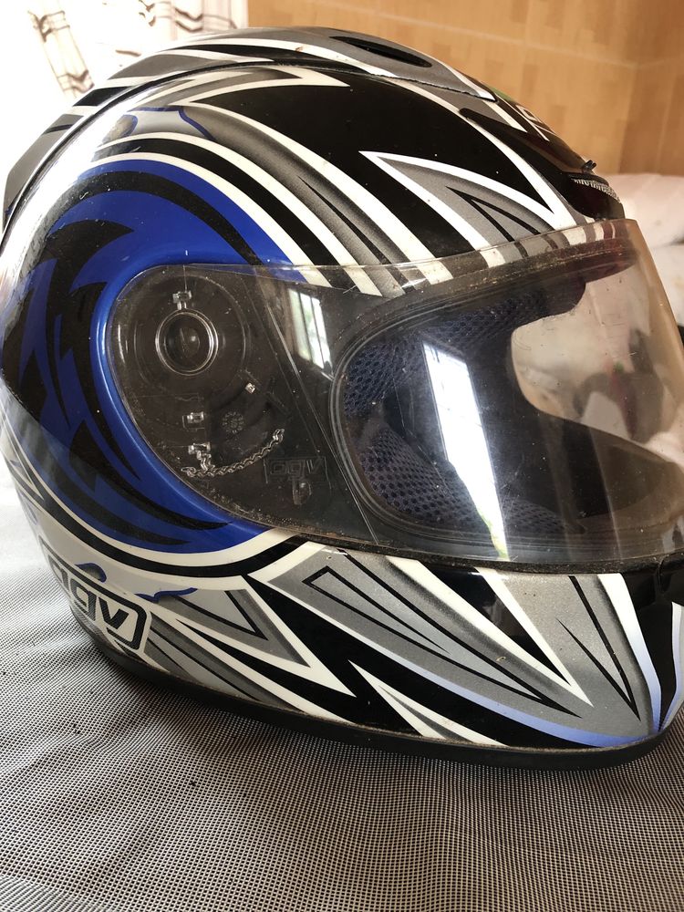 Шолом (шлем) для скутера або мотоцикла