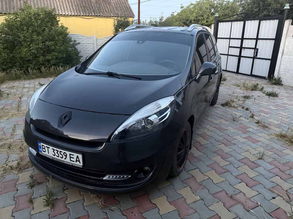 Renault , Рено Гранд Сценик Рестайлинг 2013 1.5 дизель