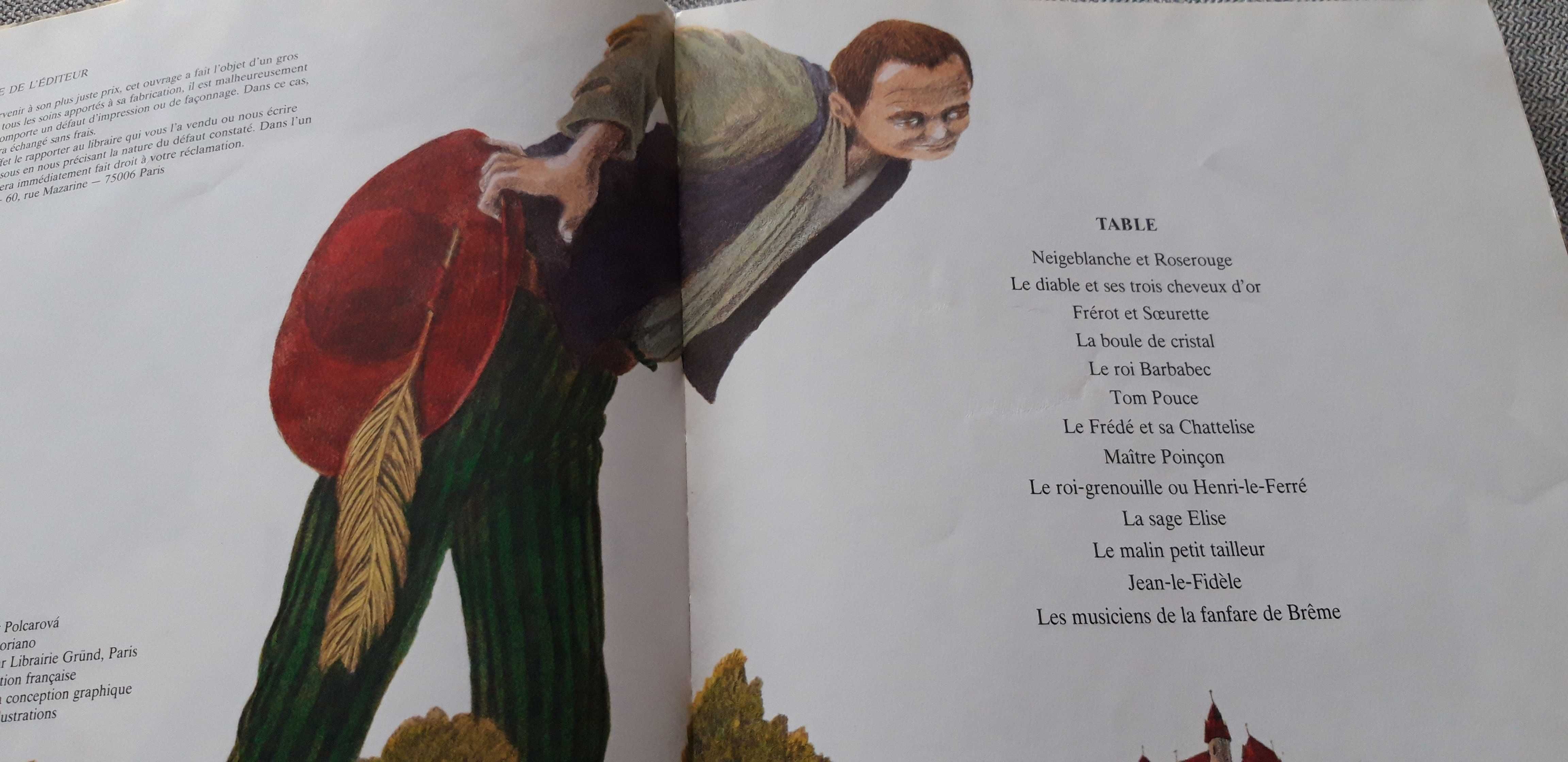 Livro em francês "Contes de Grimm"