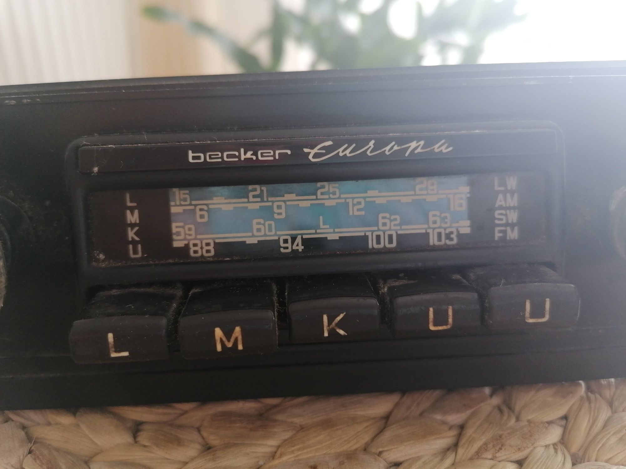 Radio samochodowe Becker Europa