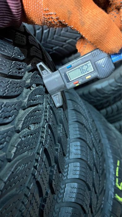 Комплект зимової гуми 195/65/15