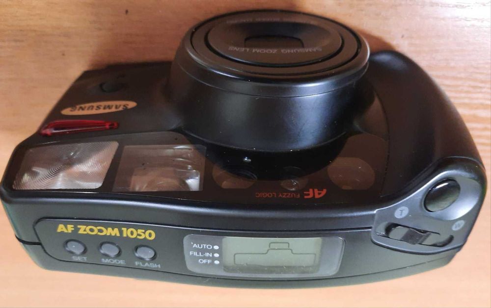 Фотоапарат Samsung AF ZOOM 1050