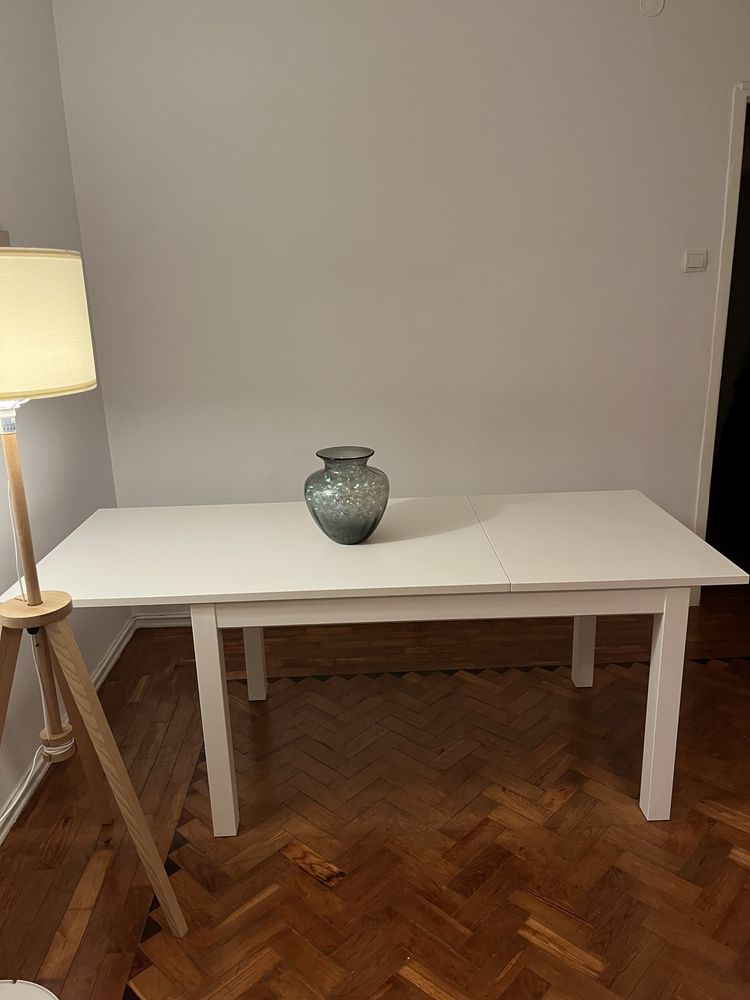 Mesa branca Ikea
