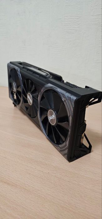 Sapphire Nitro+ RX Vega 64 8gb