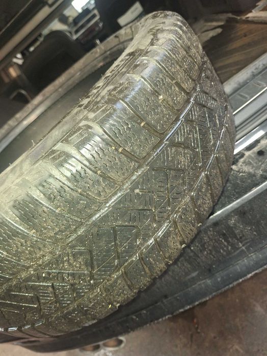 Pirelli Sottozero Opony zimowe 225/45/18