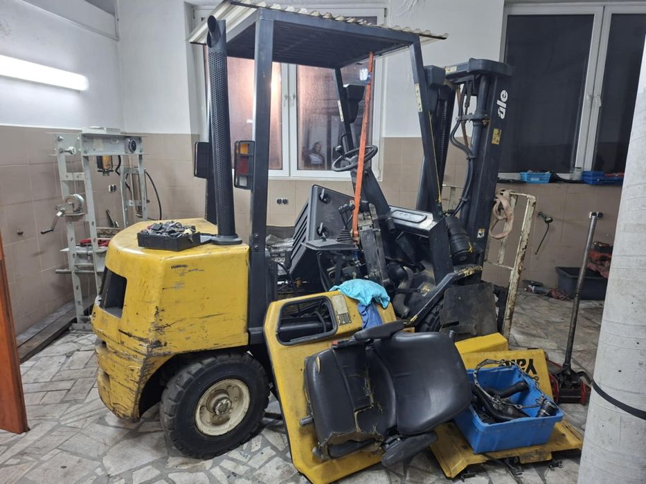 Wózek widłowy Sztaplarka Yale 3t udźwig