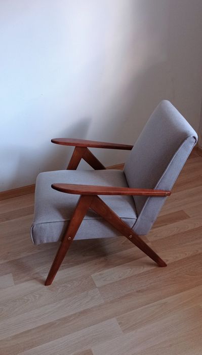 Fotel PRL model B – 310 VAR lata 70 vintage loft -2 szt.
