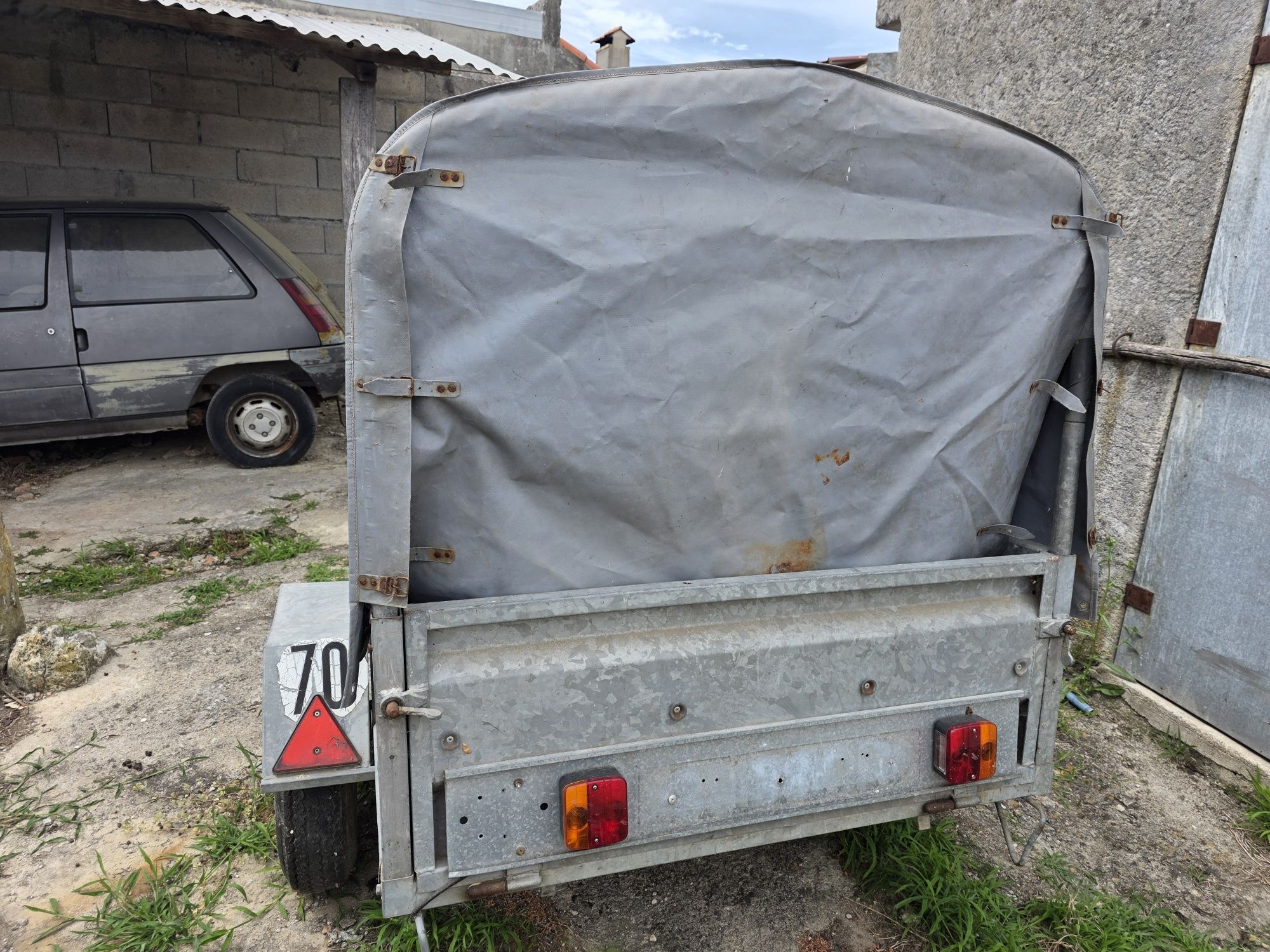 Reboque até 500kg