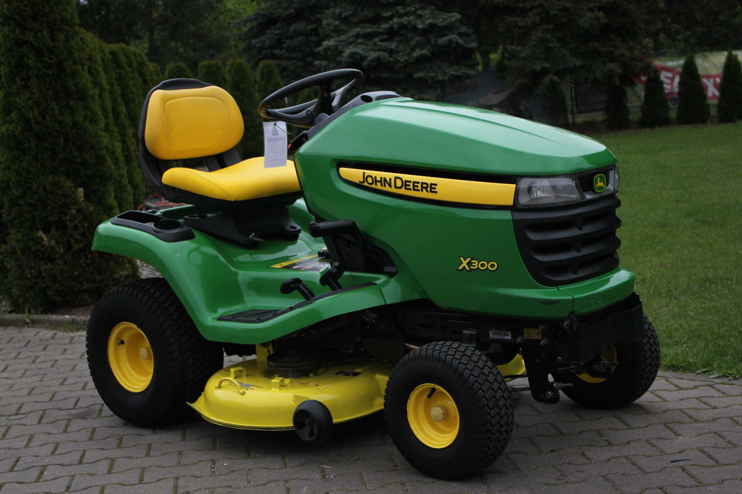 John deere X 300 V2 KAWASAKI TRAKTOREK Kosiarka