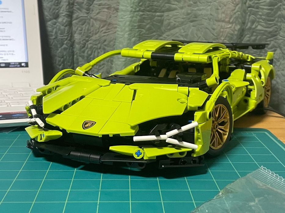 Машина конструктор лего Sian на радіокеруванні technic lego