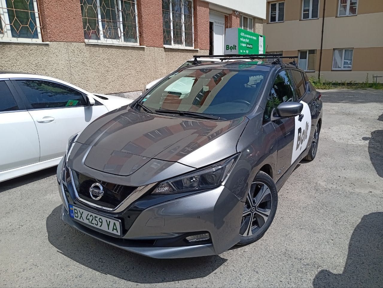 Електричні Ioniq, Leaf