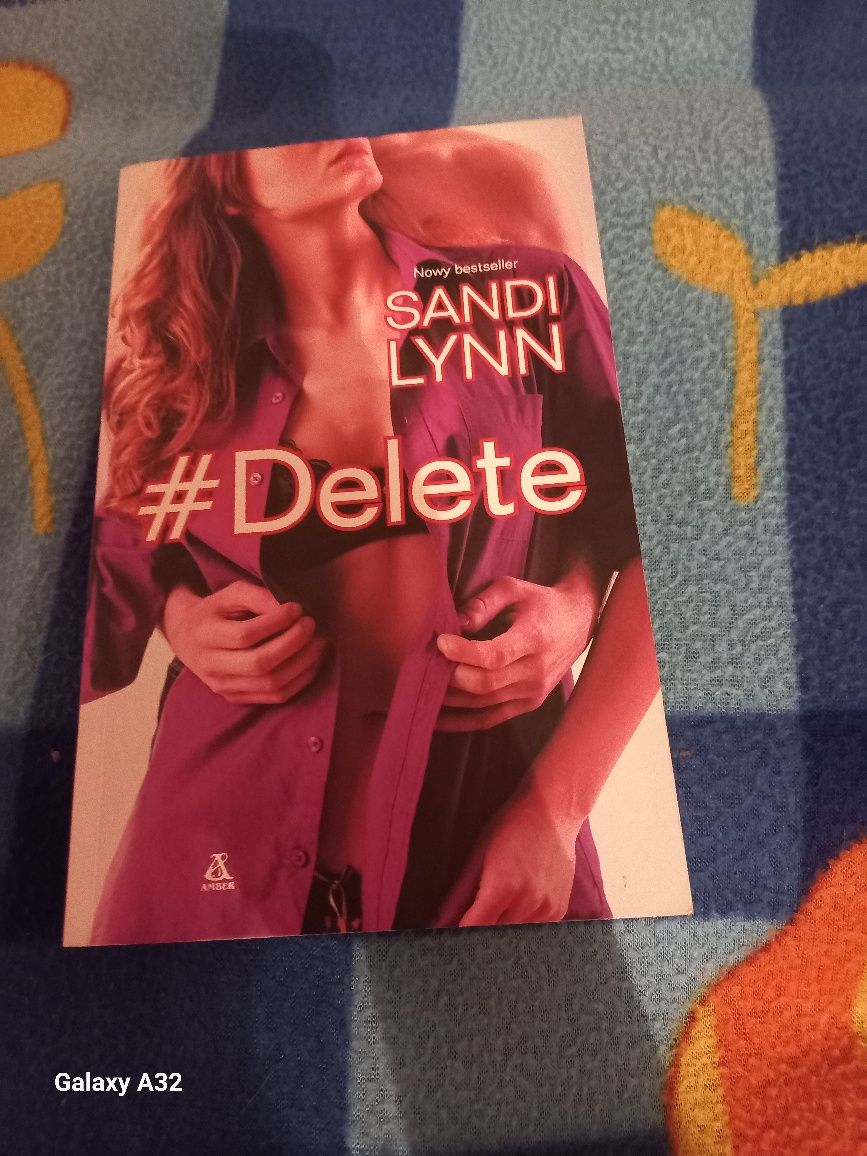 Sprzedam  książkę Sandi Lynn " #Delete "