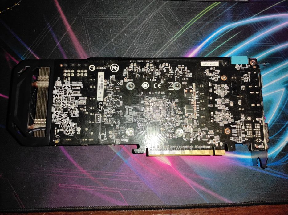 Продам видеокарту Amd radeon r9 270x-2Gb