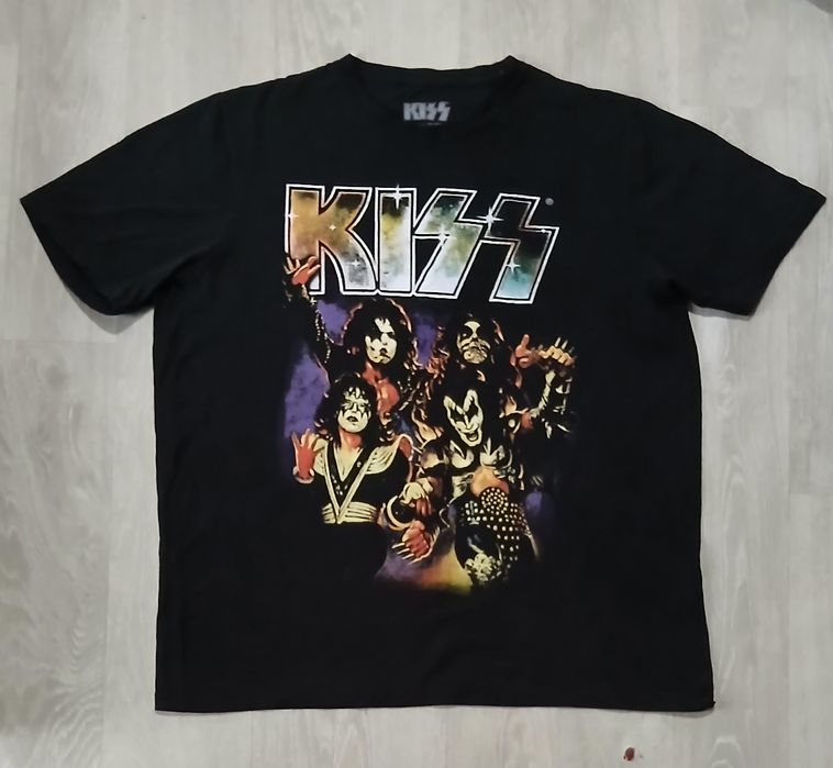Футболка     Kiss