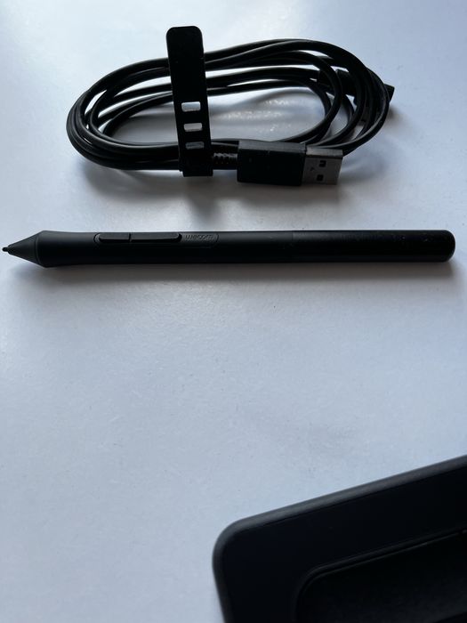 Графічний планшет Wacom Intuos S Black (CTL-4100k-N)