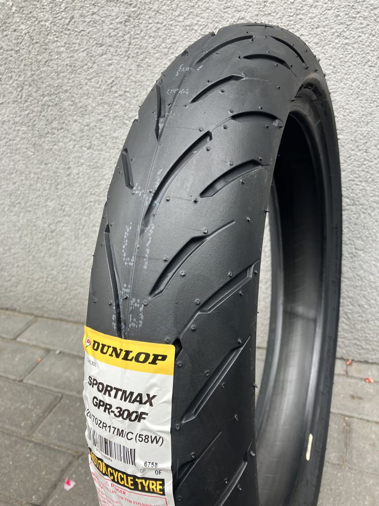 120/70ZR17 Dunlop SPORTMAX GPR300F RS RSV R Nine T XB CB CBR VTR Ninja