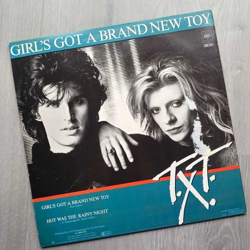 T.X.T. 12" Girl's Got a Brand New Toy Maxi-Single EU