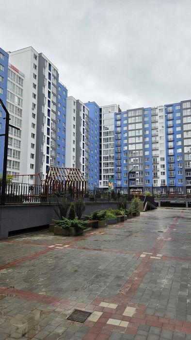 Терміновий продаж, дворівнева квартира