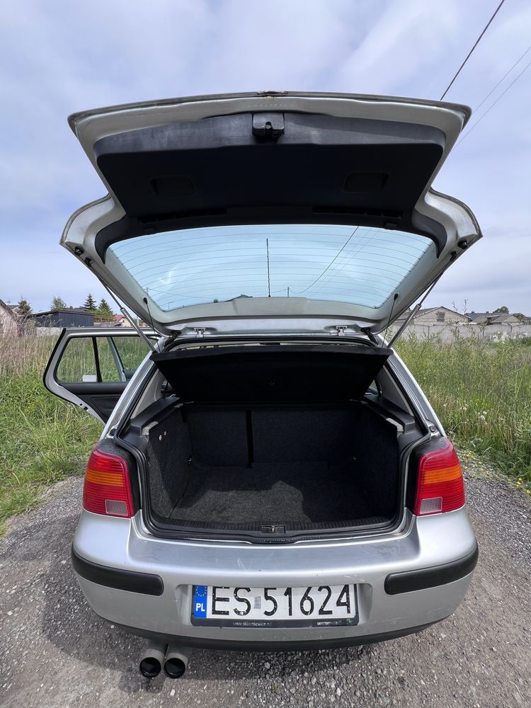 Volkswagen Golf 1.6 16V z instalacją gazową