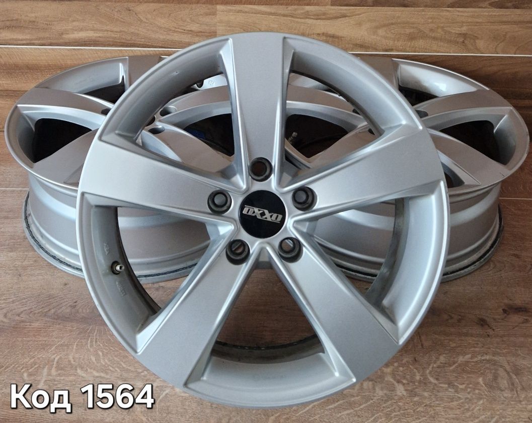 Оригінальні легкосплавні диски фірми OXXO Toyota R17 5x114.3 ET 39