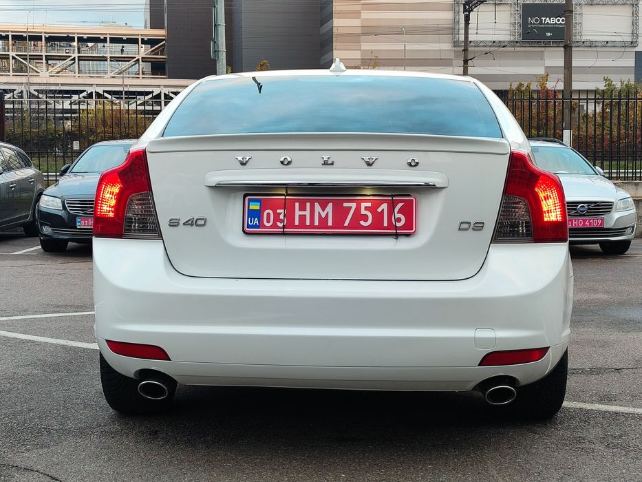 Volvo S40 2,0 D3 автомат ІДЕАЛ із Швейцарії