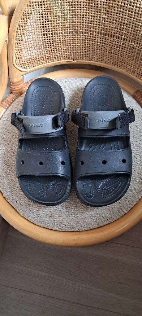 Crocs klapki sandały