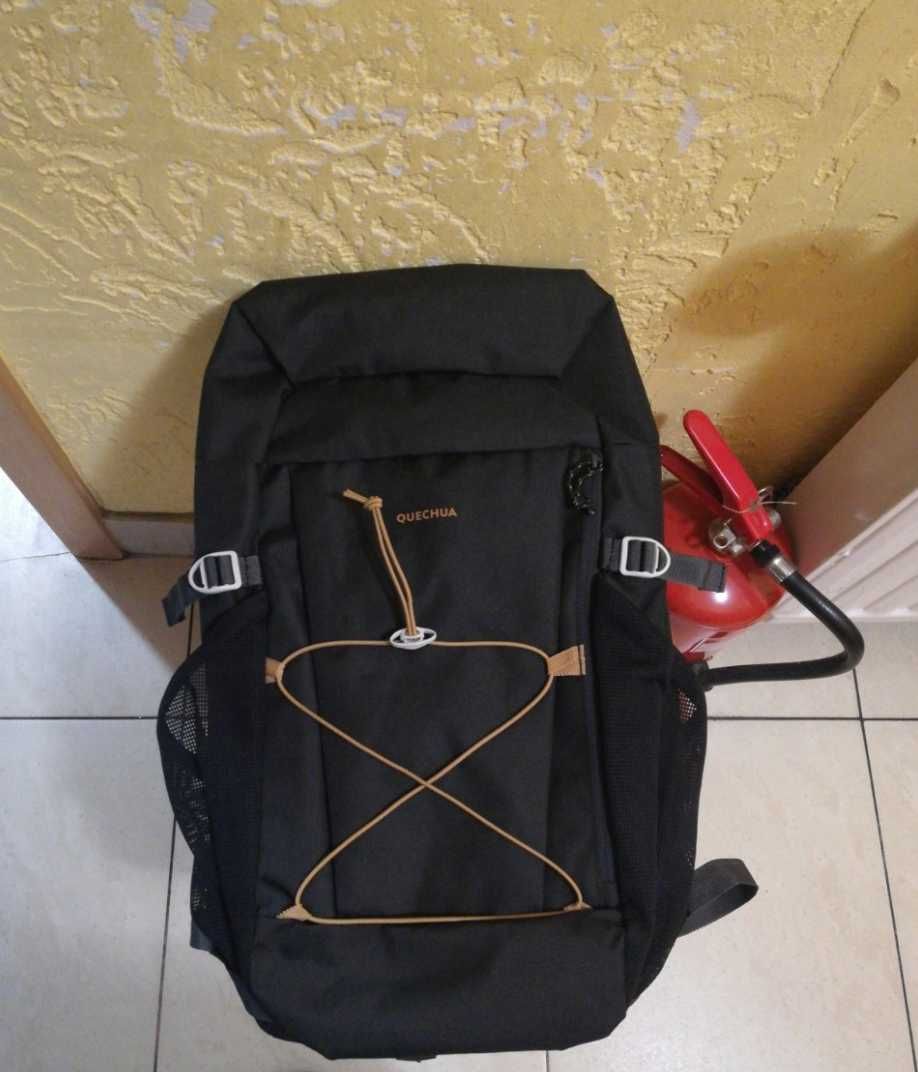 2w1 Mocny plecak Turystyczny 30L + pled piknikowy 170x140 Kempingowy