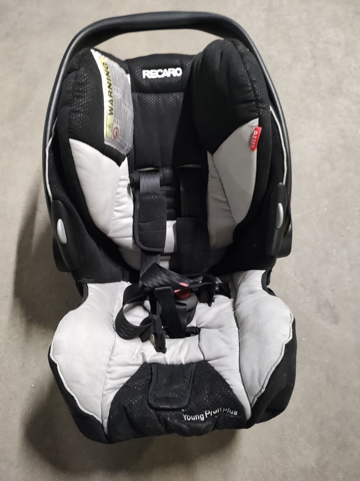 Fotelik samochodowy do 13 kg Recaro