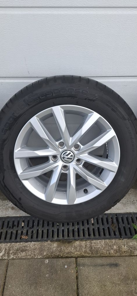 Felgi orginalne z oponami 16" 5×112 VW Passat