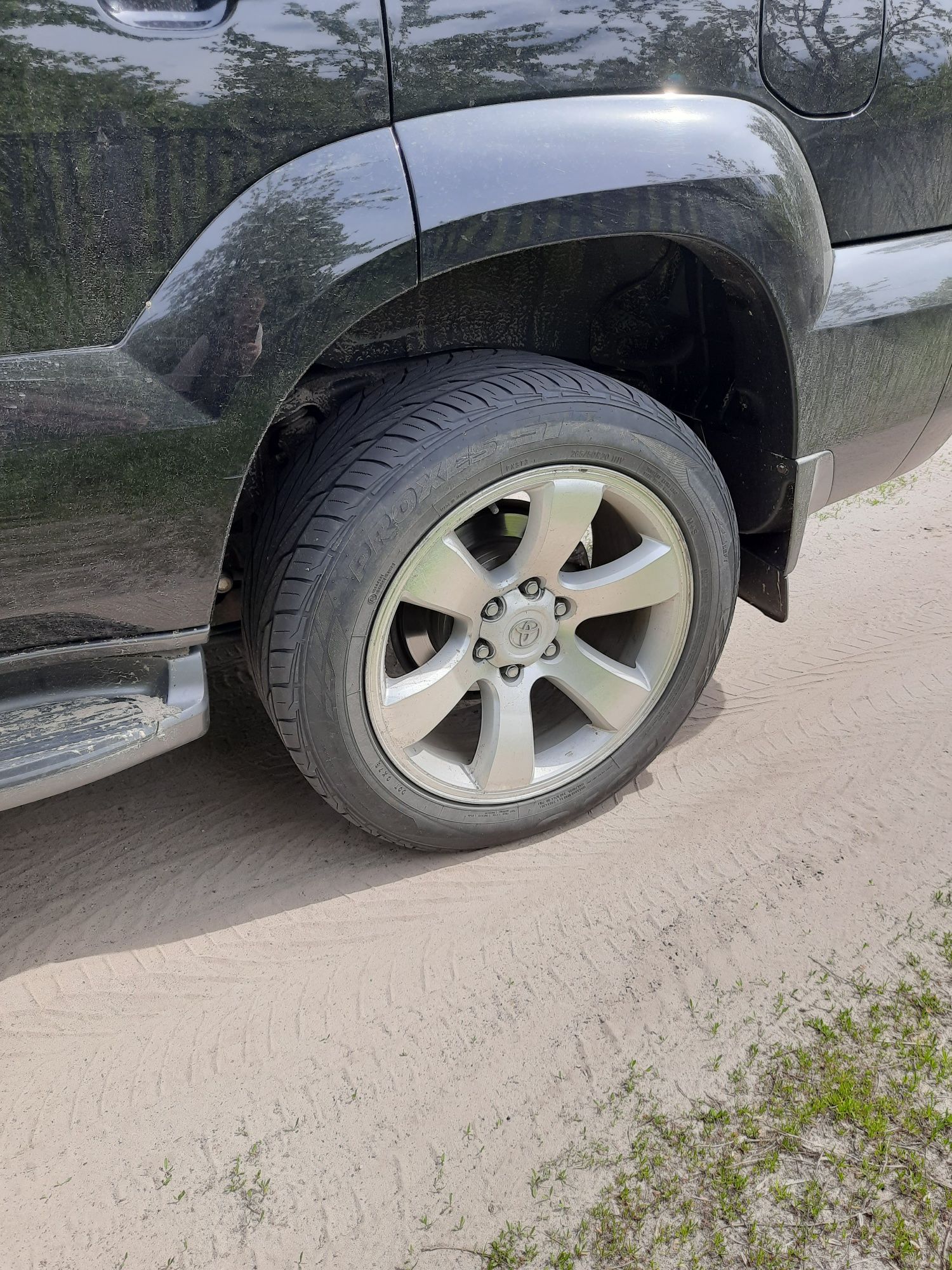 Продам диски 6*139,7 r20 toyota prado
