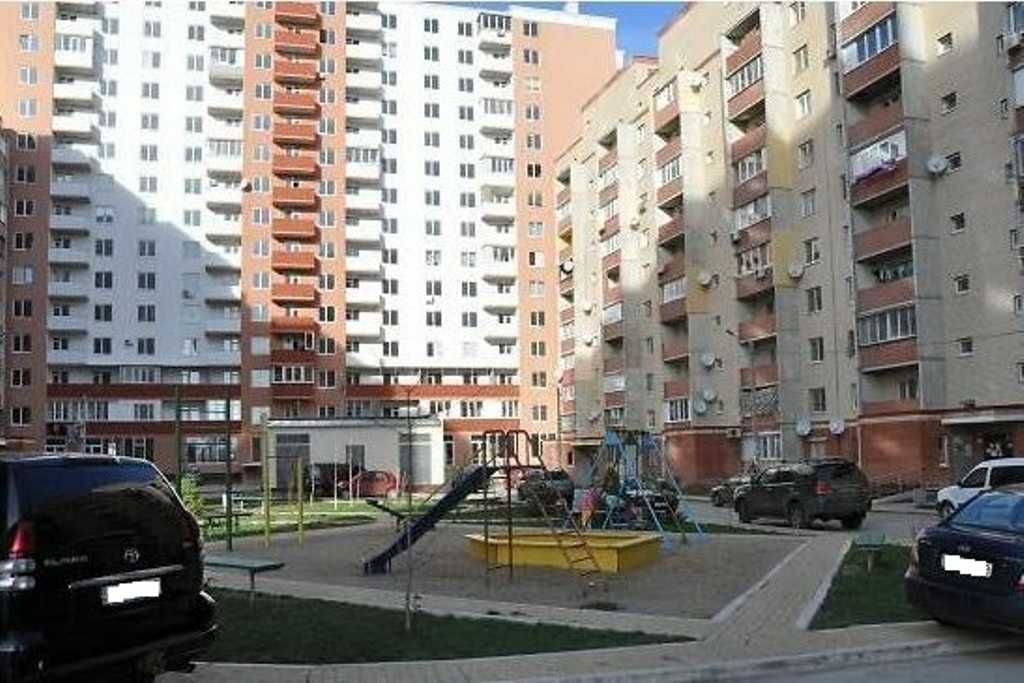 Дюковская: продам красивую 3 ком квартиру в новом доме почти в центре!